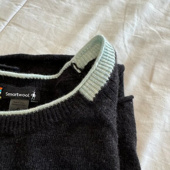 Smartwool Bell Sleeve Crew Neck Sweater Charcoal Heather - Picture 11 of 11
